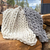 Infinite Chunky Knit Blanket Cuddle